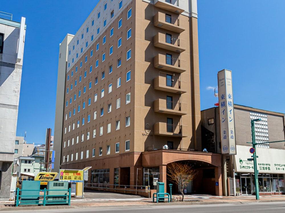 Toyoko Inn Hokkaido Asahikawa Ekimae Ichijo Dori Ngoại thất bức ảnh