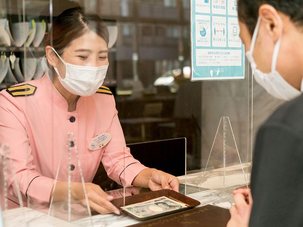Toyoko Inn Hokkaido Asahikawa Ekimae Ichijo Dori Ngoại thất bức ảnh